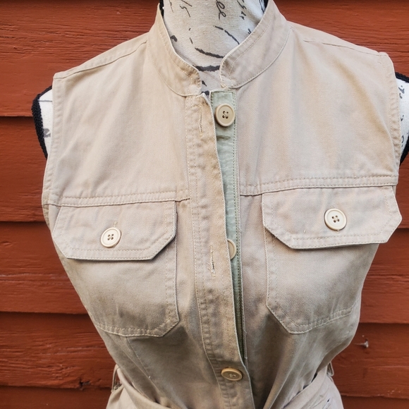 DCC Belted Cargo Vest Women's Size  Medium EUC - Picture 2 of 9